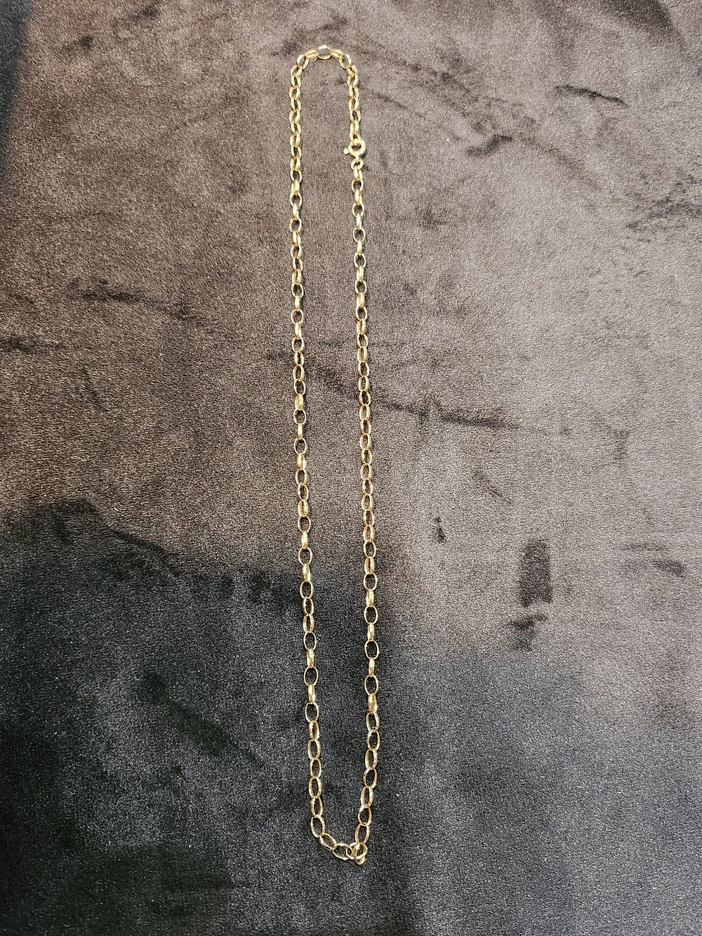 Lot 352: belcher chain 
9ct Yellow gold