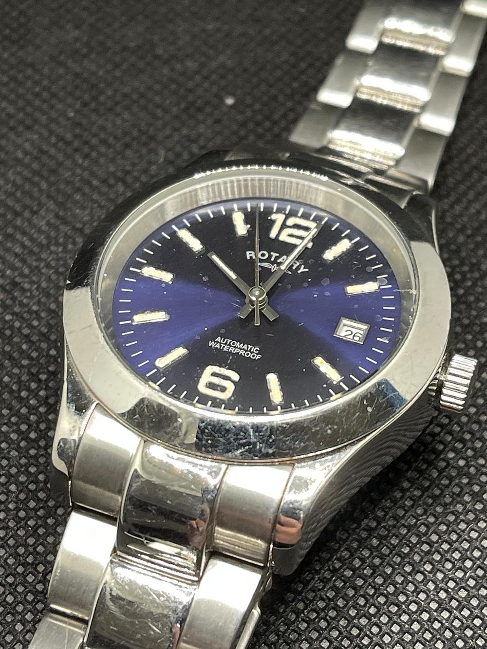 Lot 181: Rotary automatic watch return not tested