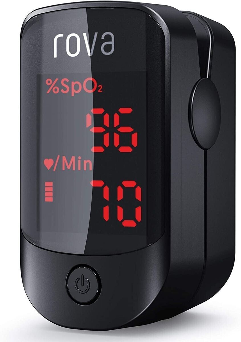 Lot 207: Pulse oximeter is small in volume, light and easy to carry