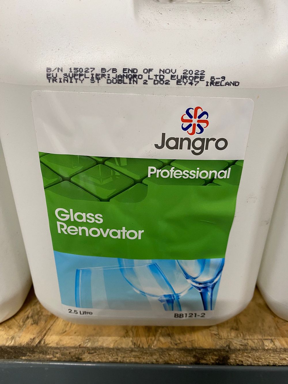 Lot 52: Jangro Professional Glass Renovator. 9x 2.5 litres.