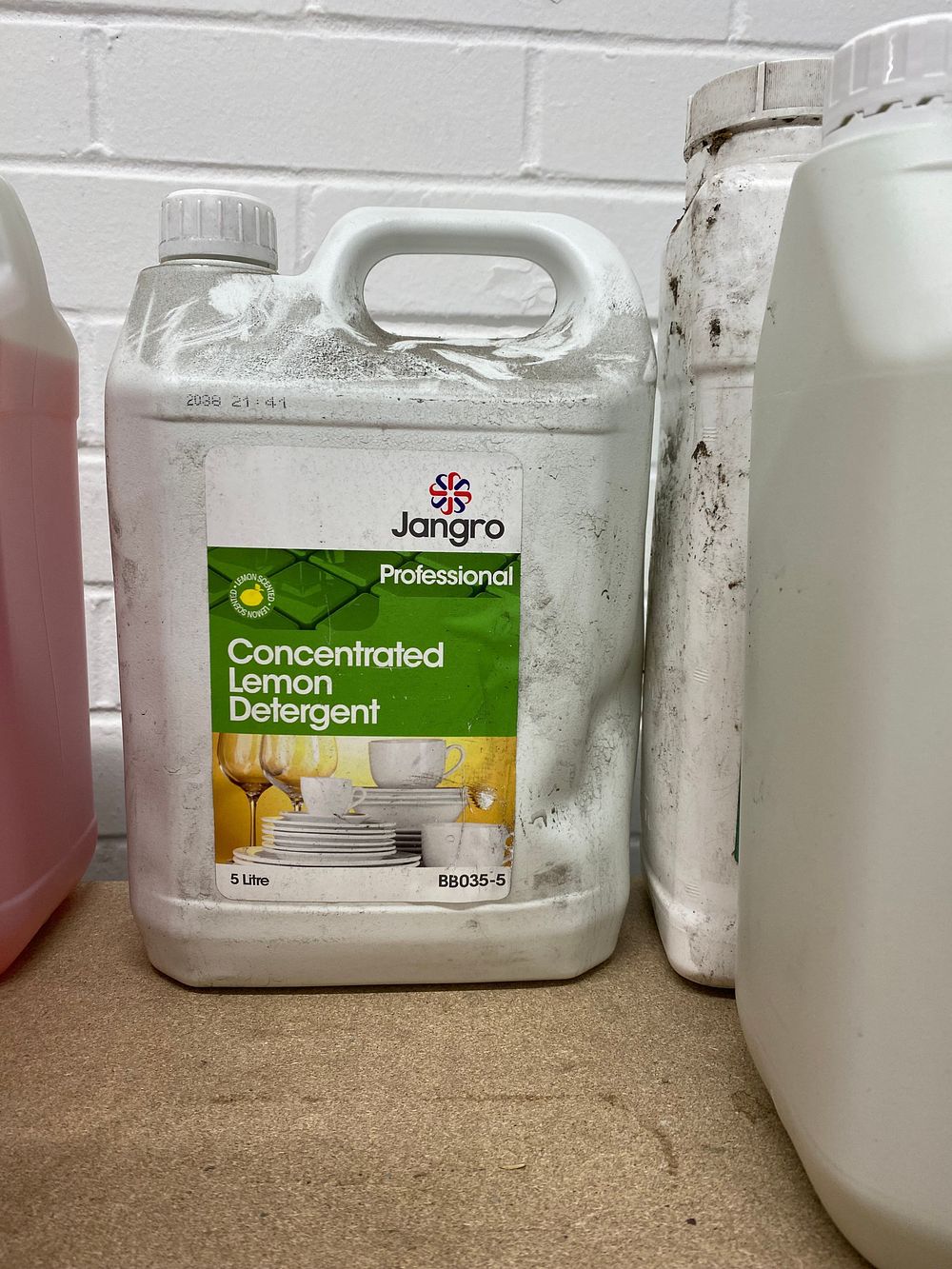 Lot 58: Jangro Professional Concentrated Lemon Detergent