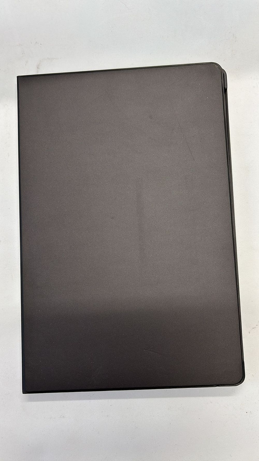 Lot 307: Lot 36- Samsung book cover galaxy tab A8