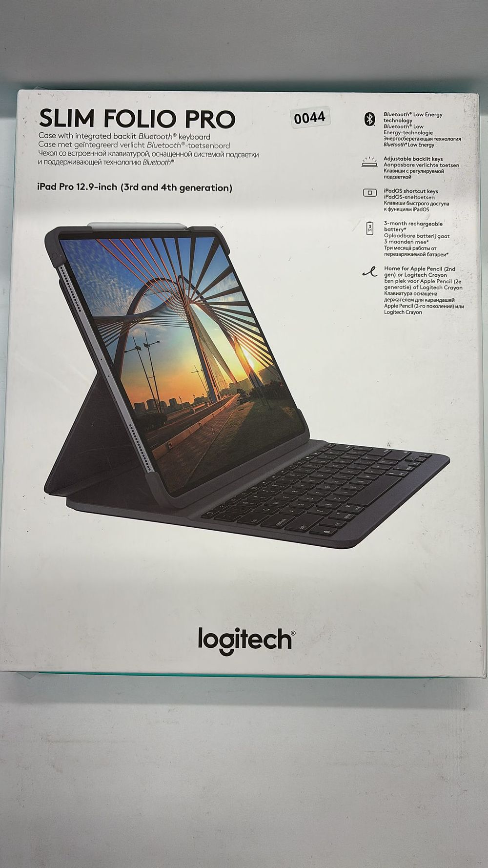 Lot 314: Lot 44 - Logitech slim folio pro 12.9...