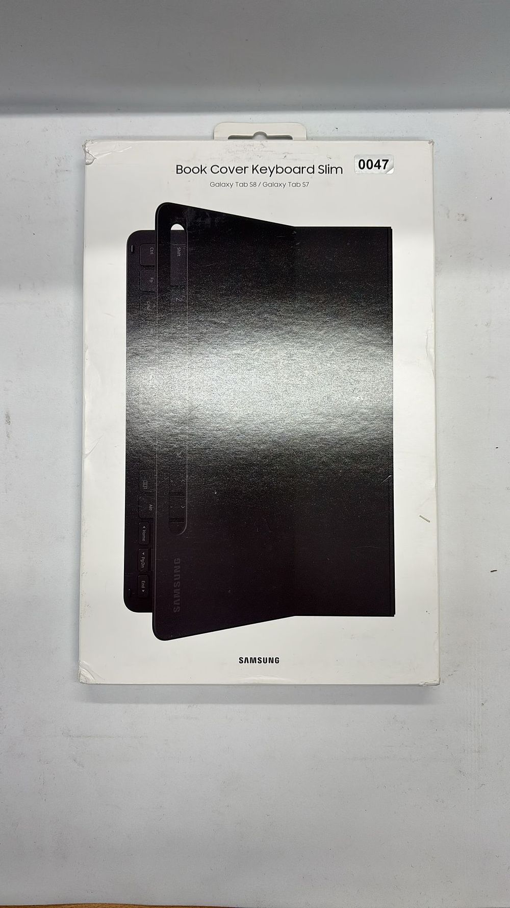 Lot 317: Lot 47 - book cover Galaxy tab S8/S7
