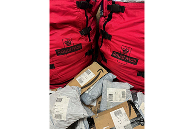 Mystery Pallet – 20+ Royal Mail, DHL & Evri Returns – Perfume, Fashion, Baby Items – Est. RRP &pound;600+