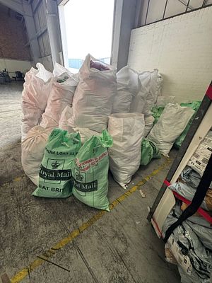 B2B Clearance Job Lot – Small Bag of ROM Returns – Mixed Online Retail Stock
. Tick tock, Temu 