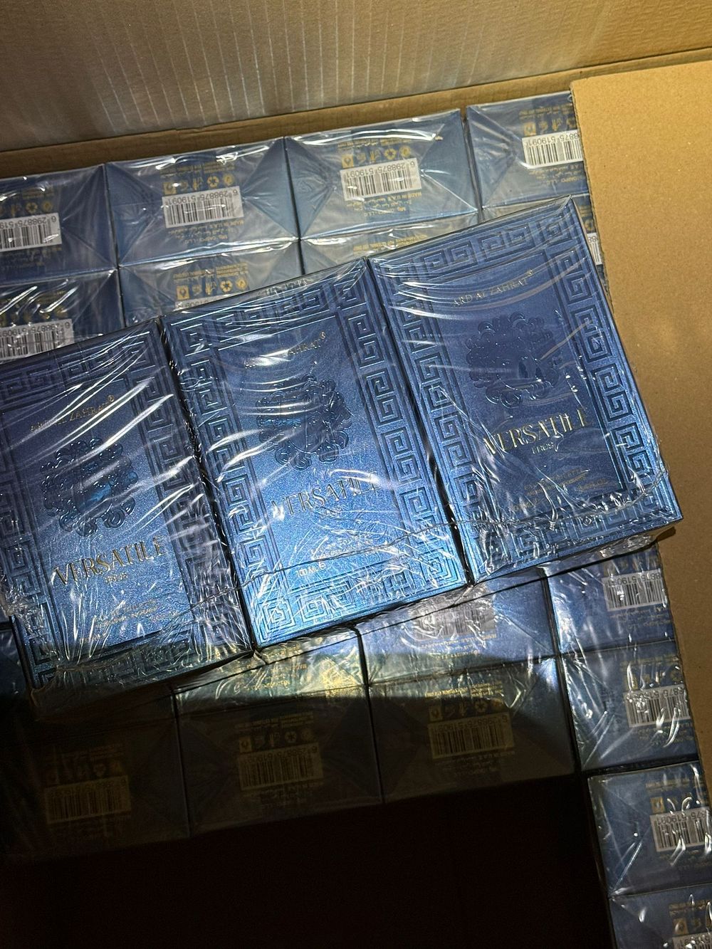 Lot 170: Versatile Crystal Clear Eau De Toilette (Bulk Carton)