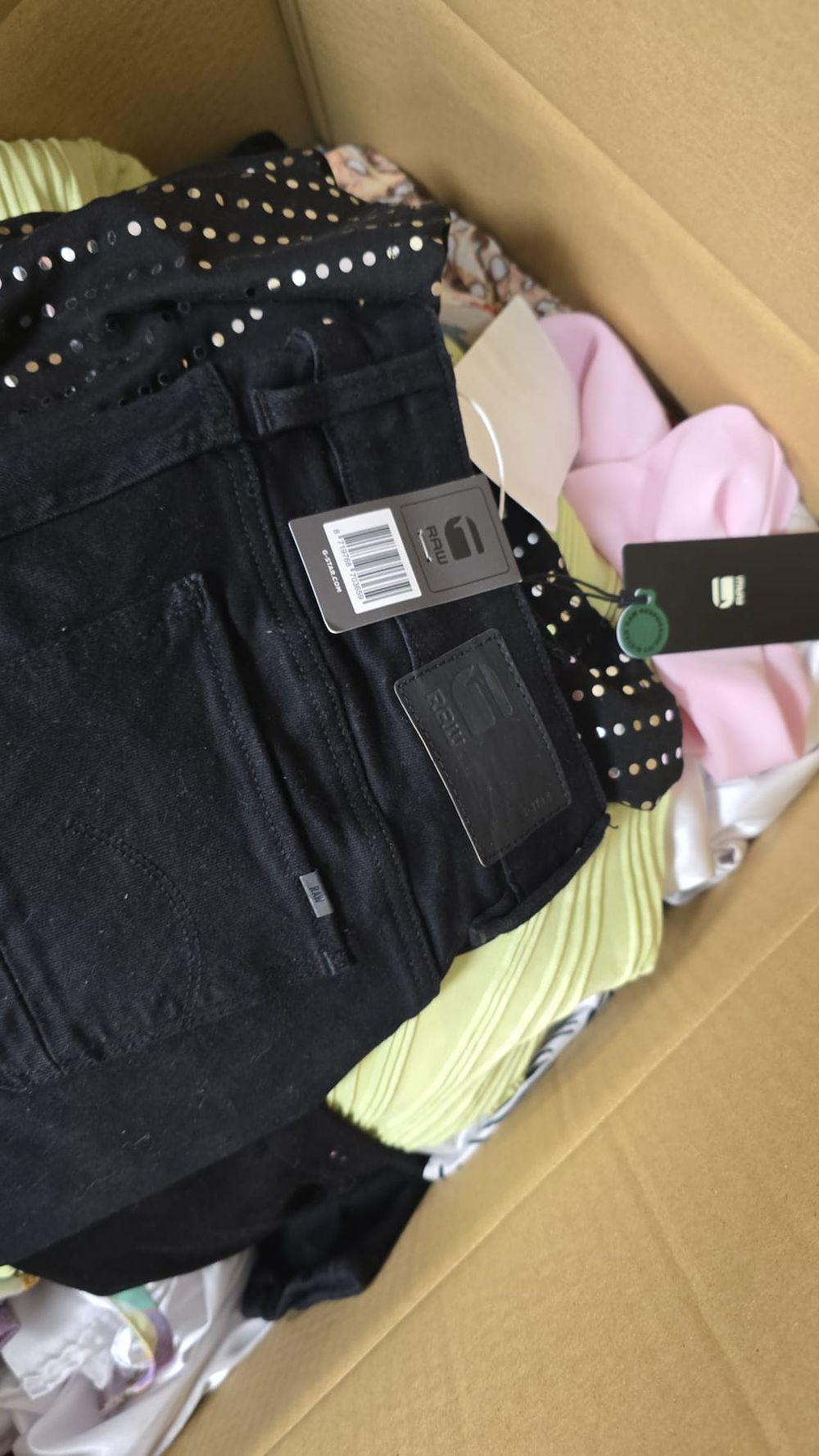 Lot 307: B2B Clearance Job Lot Small Bag of ROM Returns Mixed Online Retail Stock