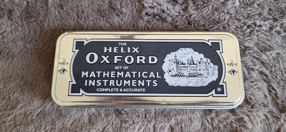 Lot 1157: Helix Oxford Set of Mathematical Instruments.