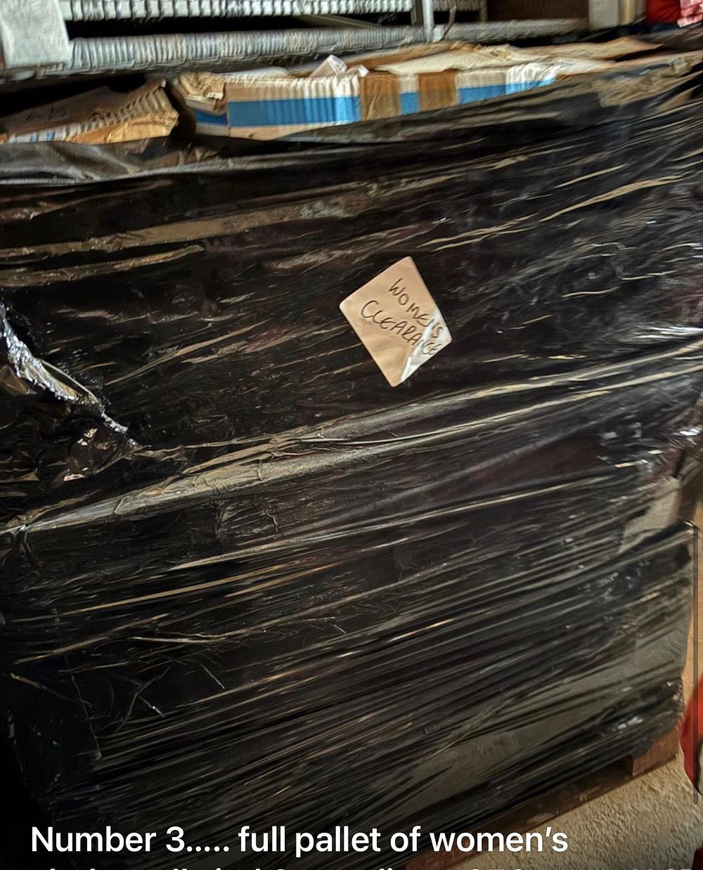 Lot 118: Lot 3 - Full Black Pallet of Women's Clothing - Viral & Trending Fashion Stock