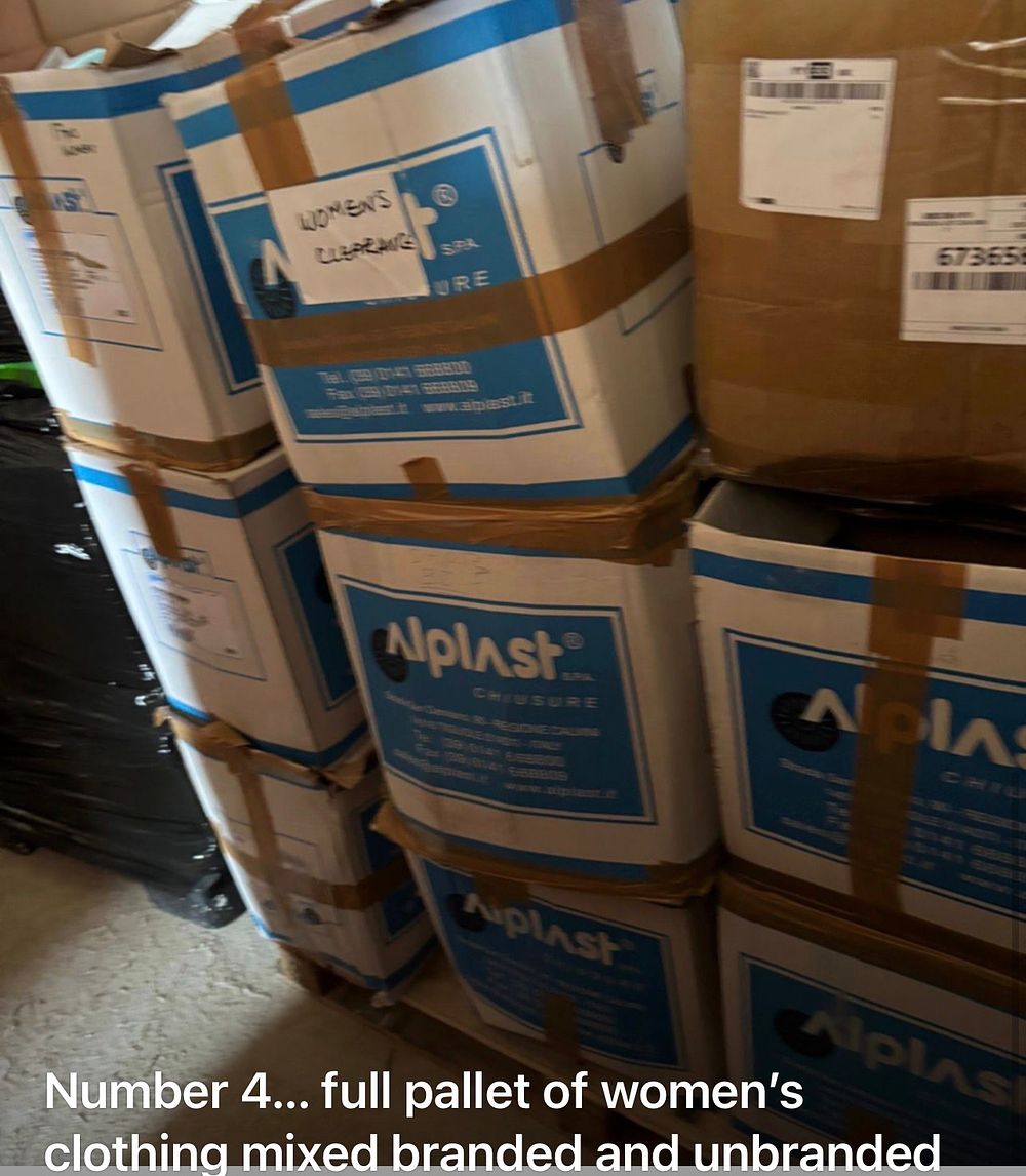 Lot 58: Viral Trending Full Pallet of Women's Clothing - Mixed Clearance Fashion Stock pallet 4