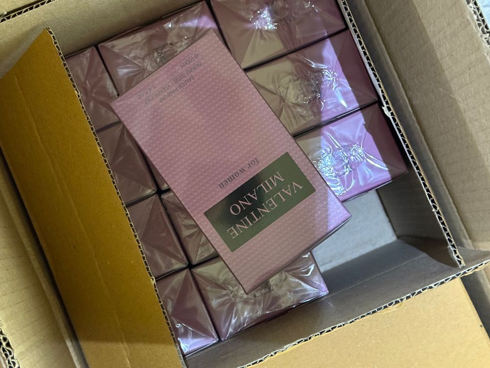 Lot 120: Valentino Milano Eau De Parfum (Pink Boxes)