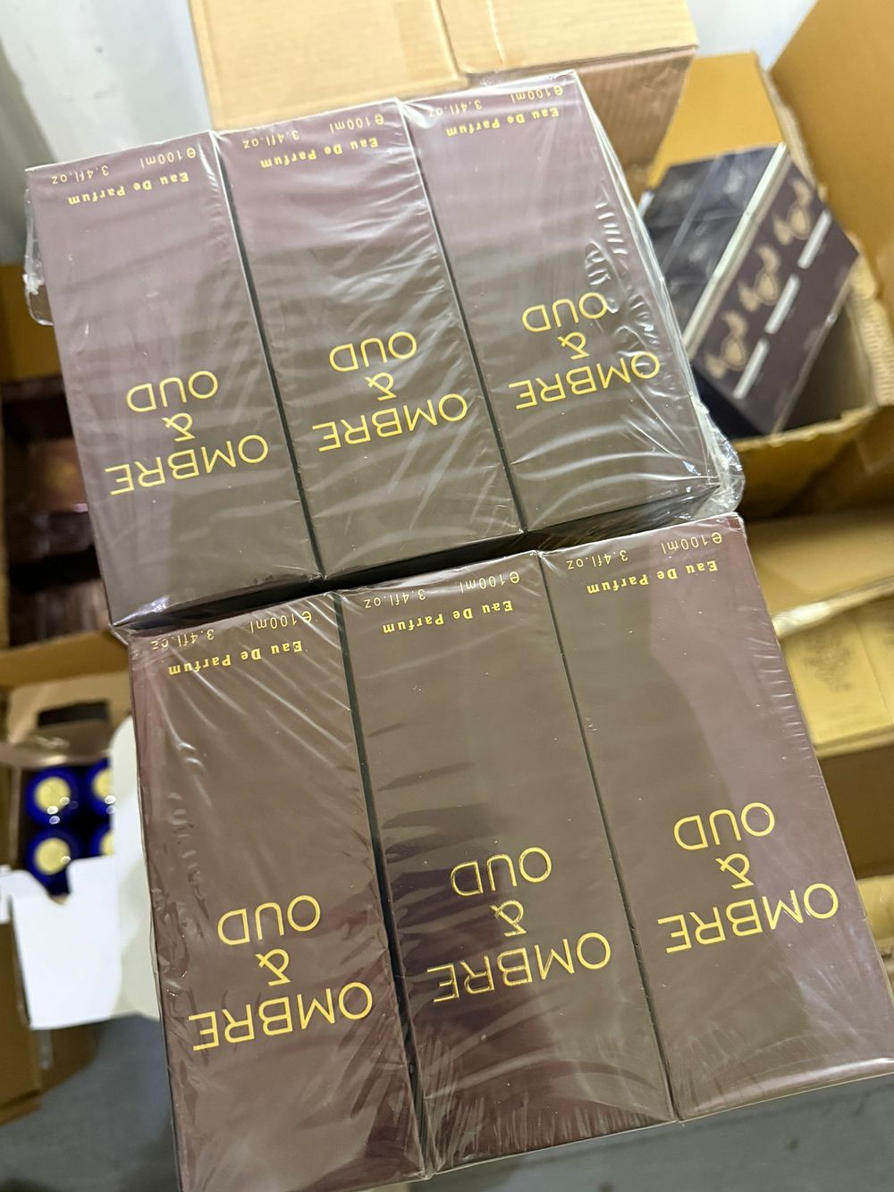 Lot 152: Bulk Box of Ombre & Oud Eau De Parfum 100ml Inspired Oud Fragrance Sealed Units