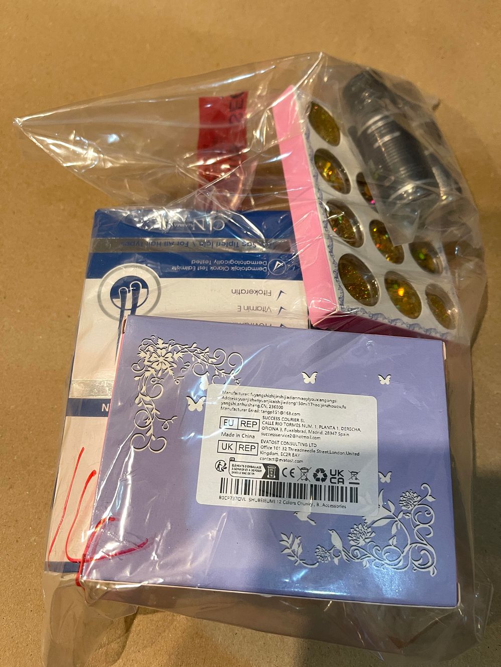 Lot 305: Clearance Mystery Bag 5-7 Items Air Movements Mixed Resale Stock
