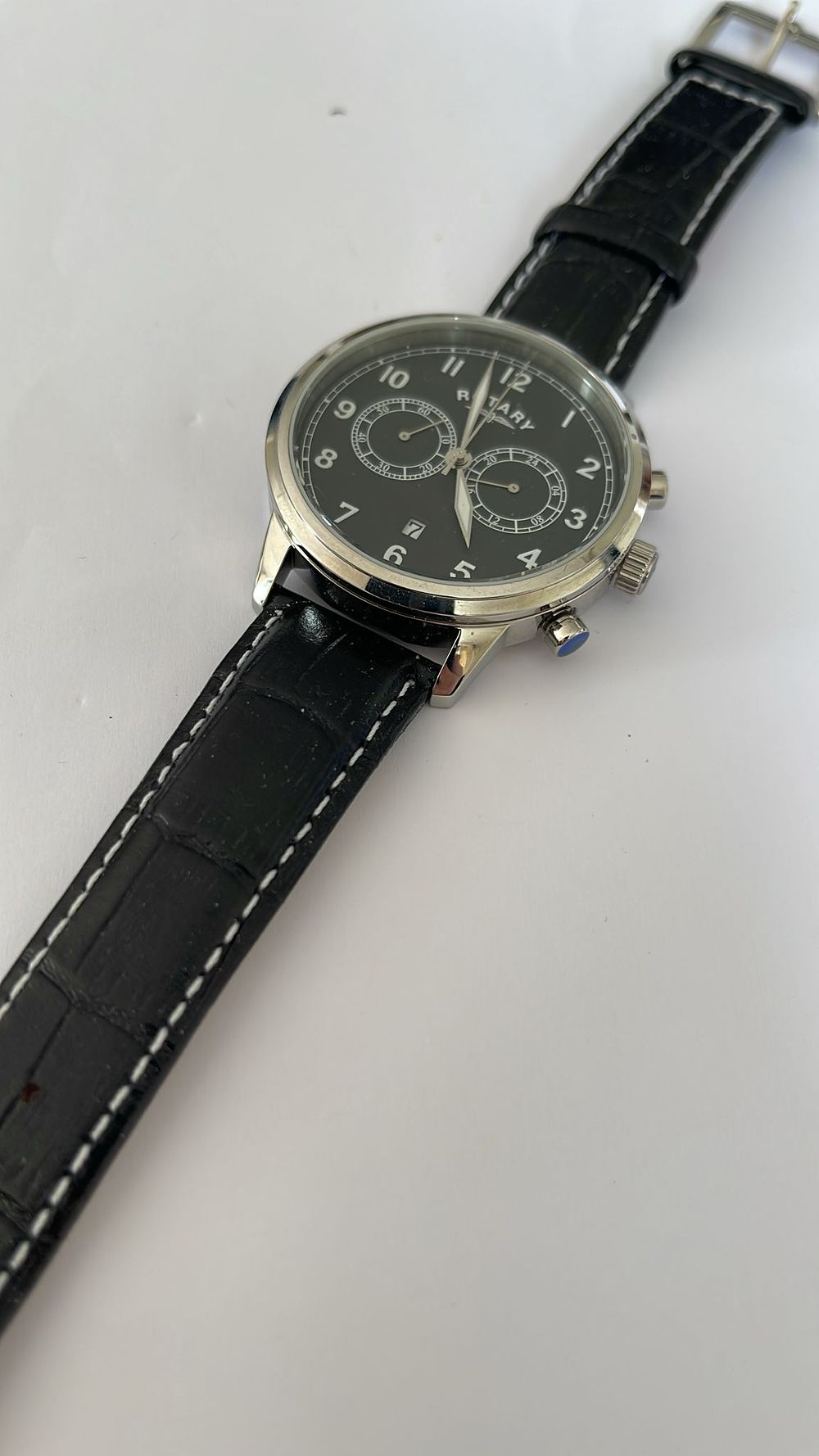 Lot 394: Radley London Style Wristwatch Black Dial Leather Strap Classic Design