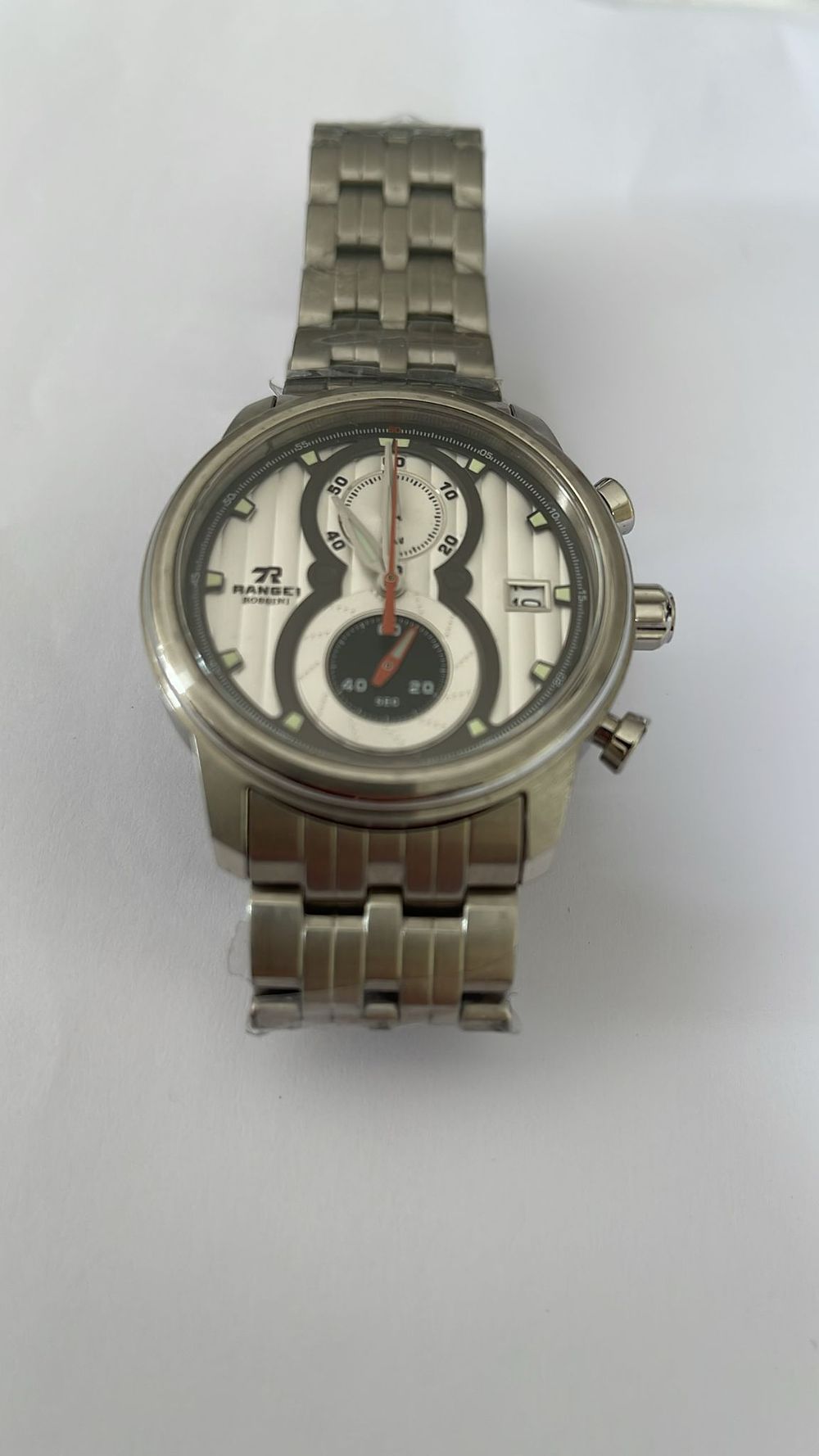 Lot 418: Mens Chronograph Style Watch White Dial Stainless Steel Bracelet Multi-Function Design