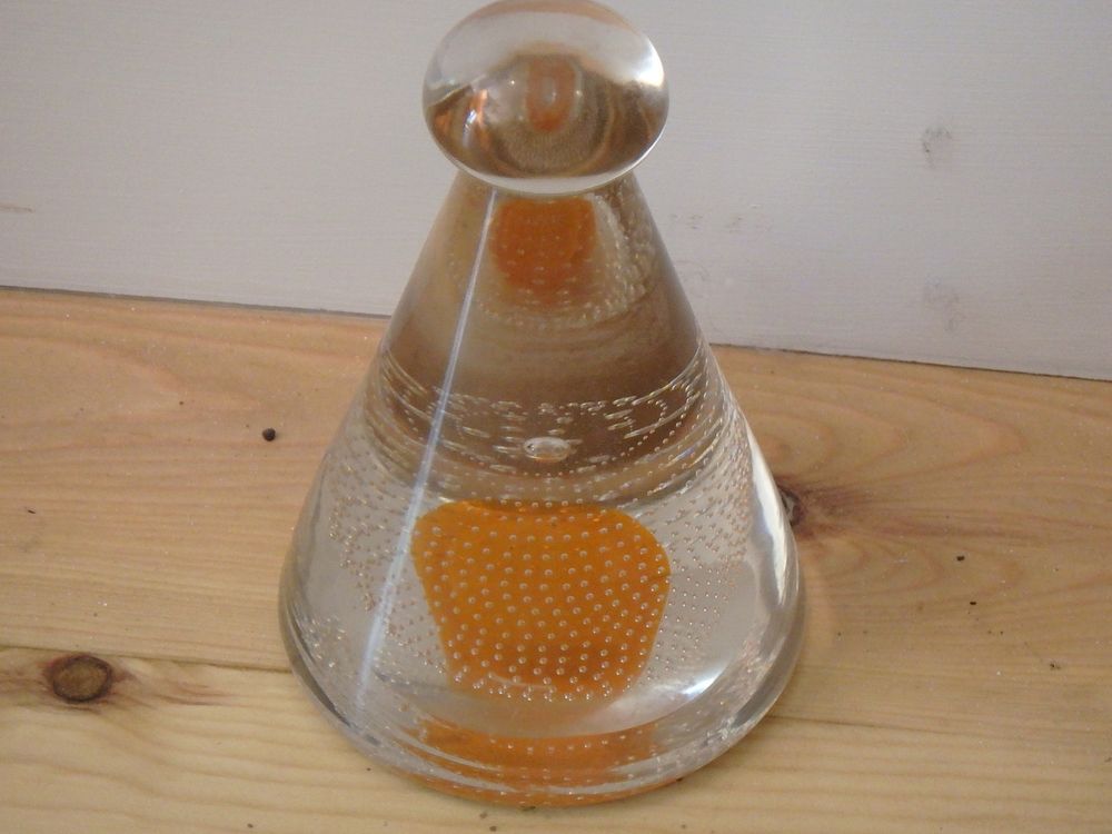 Lot 4: Whitefriars 9697 Tangerine Conical Bubble Paper Weight