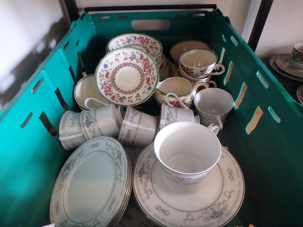 Lot 46: Two Part Tea Sets Royal Couldan & Diane...