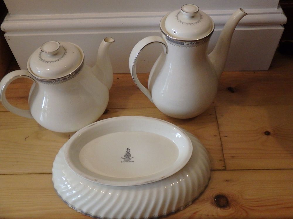 Lot 62: 42 Piece of Royal Daulton the romance collection...