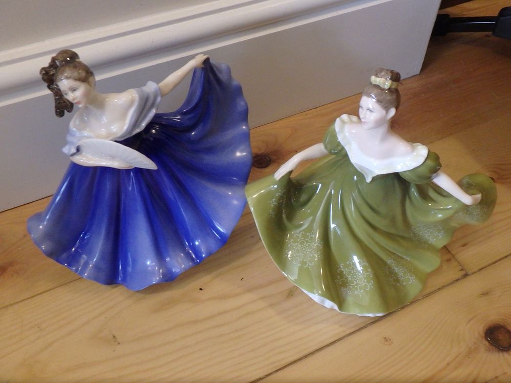 Lot 72: Two Royal Daulton Figurines “Lynne” & “Elaine”