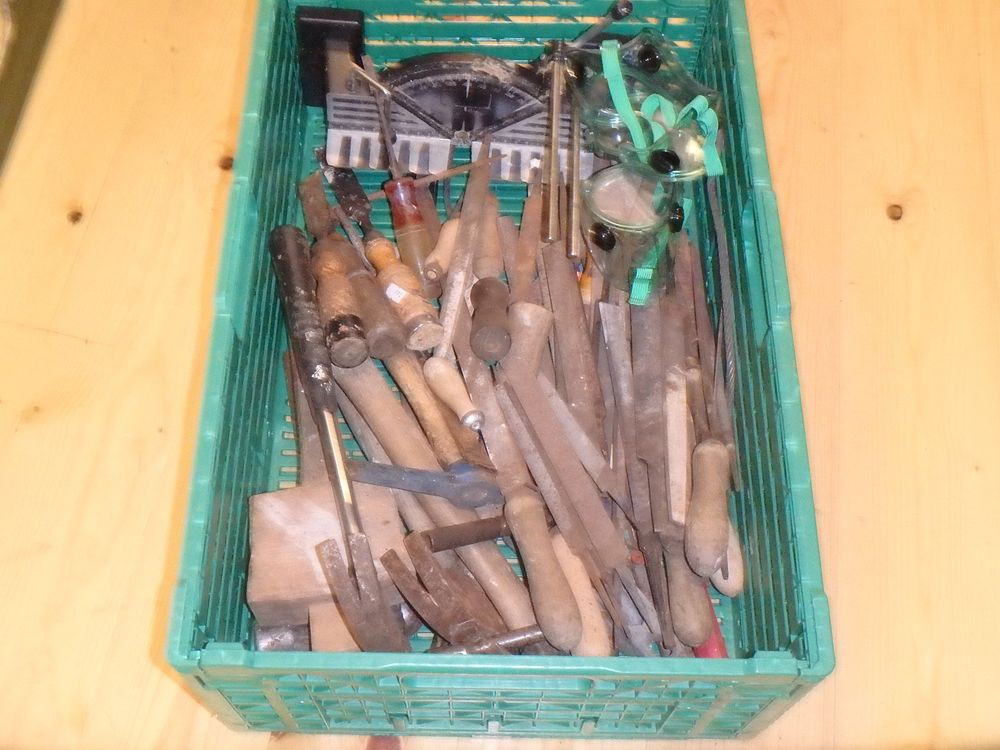 Lot 523: Large Amount of Chisels, Malets etc