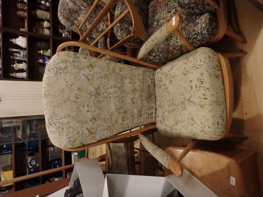 Lot 565: Mid-Century Ercol Windsor High Back Chair