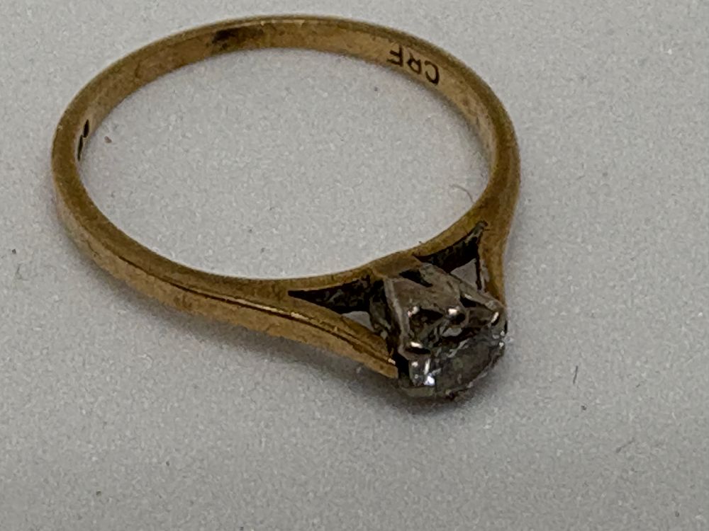 Lot 78: 9ct Diamond Solitaire Ring Size J