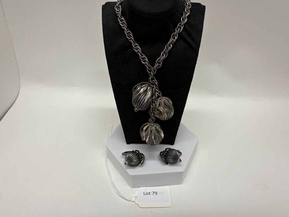 Lot 79: Vintage Napier Acorn Designer Necklace & Clip on Earrings