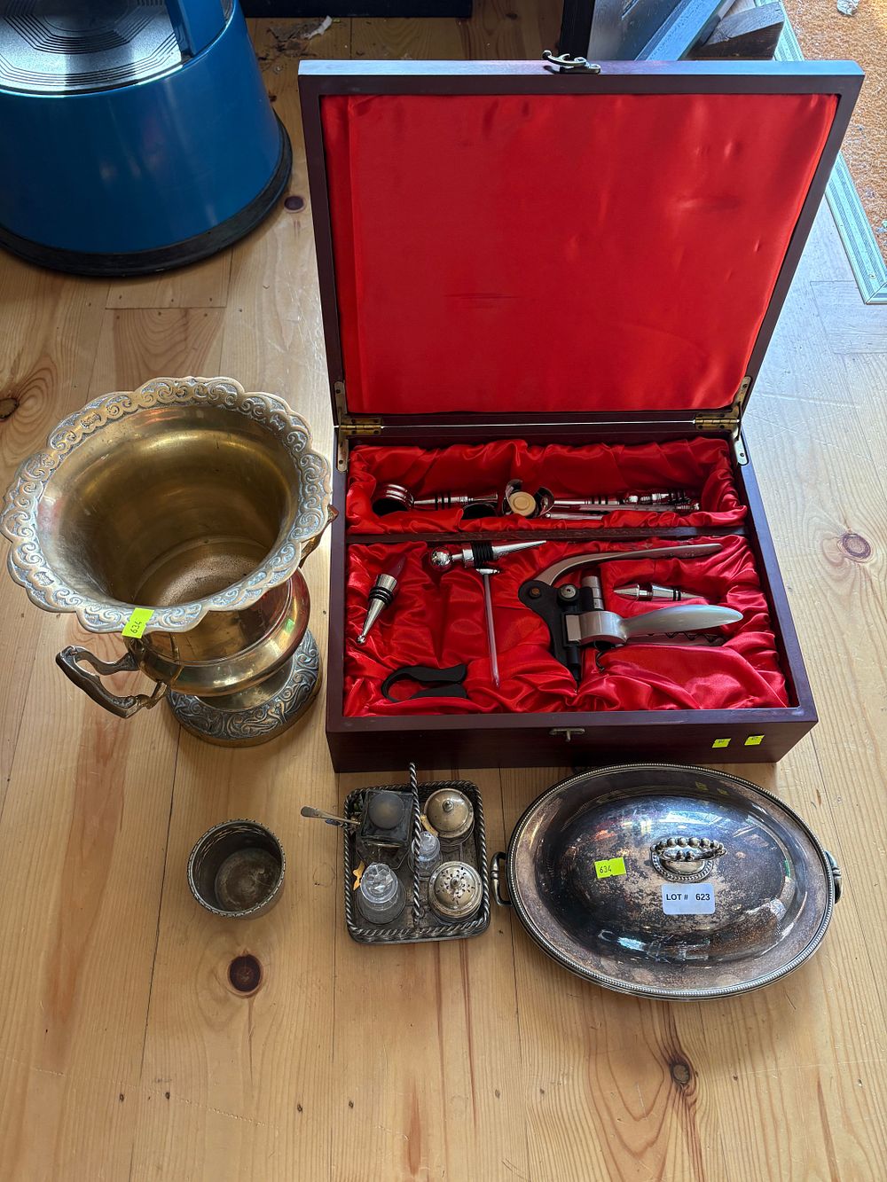 Lot 623: Drink related items metal ware to include champagne bucket