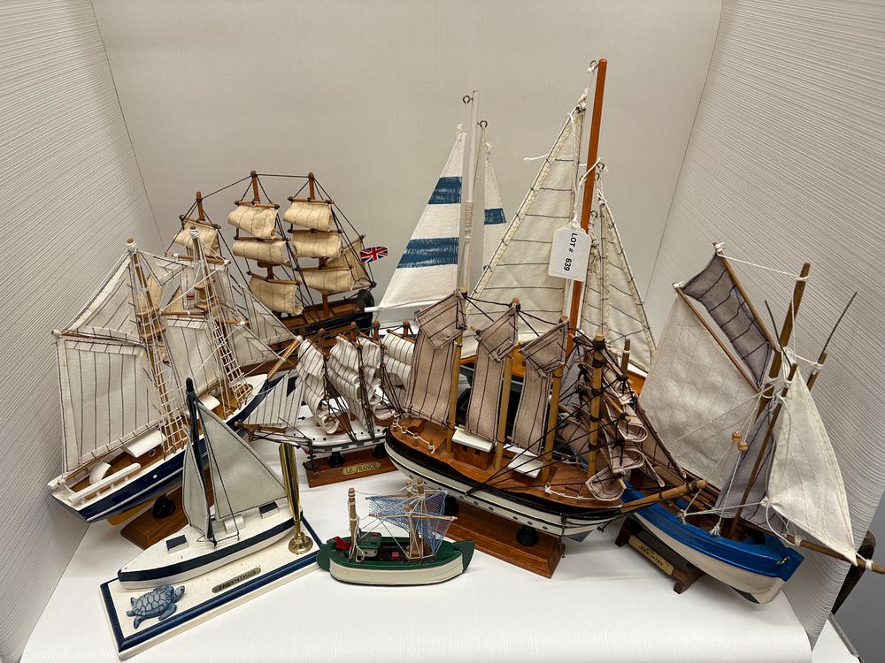 Lot 639: Nice collection of model boats