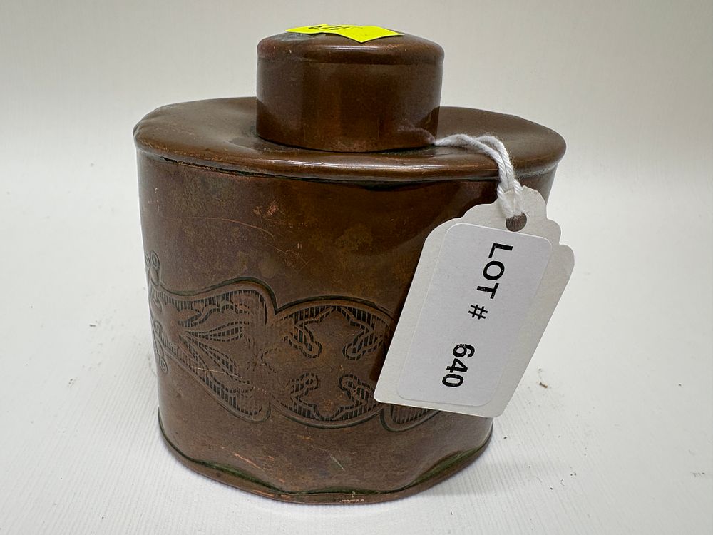 Lot 640: Antique 1900s copper Art Nouveau tea caddy