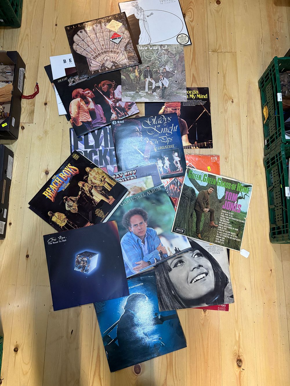 Lot 648: collection of Lp records to include Ray Charles , Jonny Cash , Bee Gees