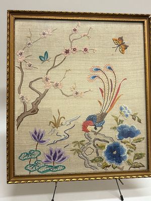 Chinese Silk Embroidered Bird and Floral Framed Artwork. A framed embroidered artwork depicting 