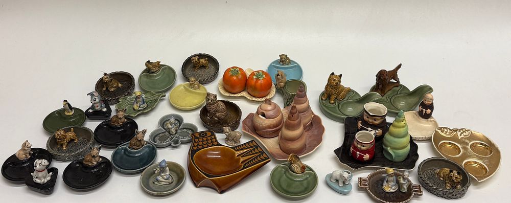 Lot 601: A Collection of Mid-20th Century British and Irish Ceramics, including Wade Whimsies, Hornsea, and Carrigaline Pottery