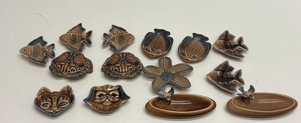 Lot 617: A Collection of Mid-to-Late 20th Century Wade Porcelain Animal-Themed Decorative Articles