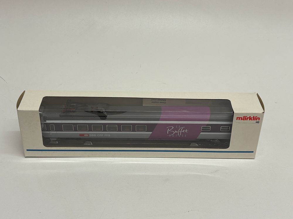 Lot 634: Märklin HO Scale 4125 SBB 'Le Buffet Suisse' Dining Car