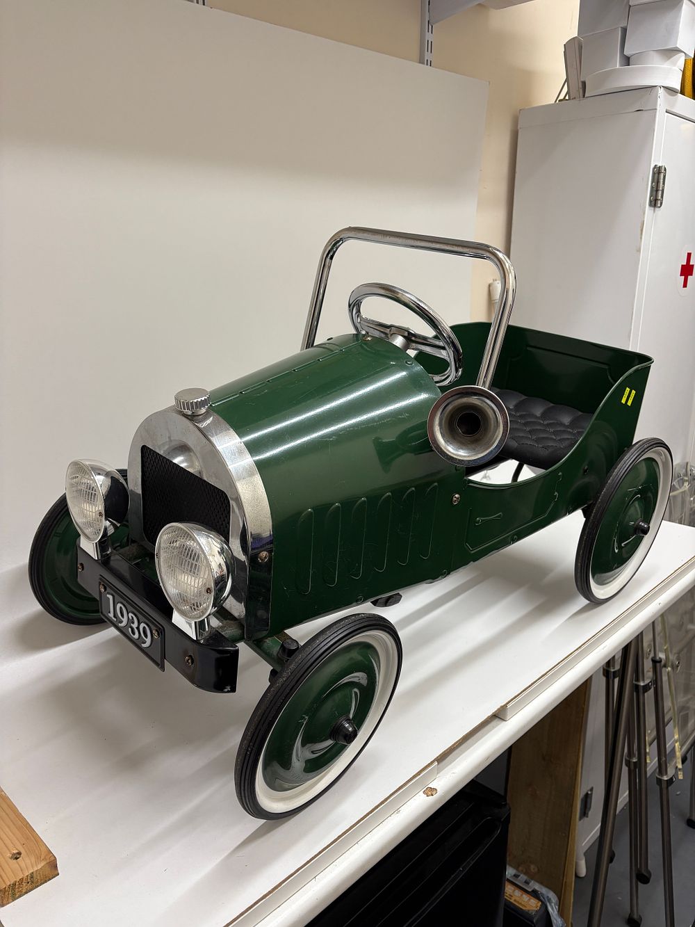 Lot 647: Vintage Pedal Car by Gollnest & Kiesel GMBH