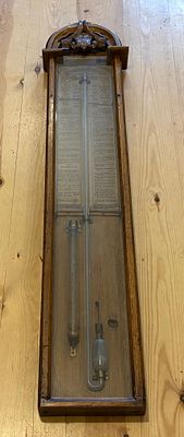 Admiral Fitzroy's Oak Cased Barometer. A single antique Admiral Fitzroy's Barometer housed 