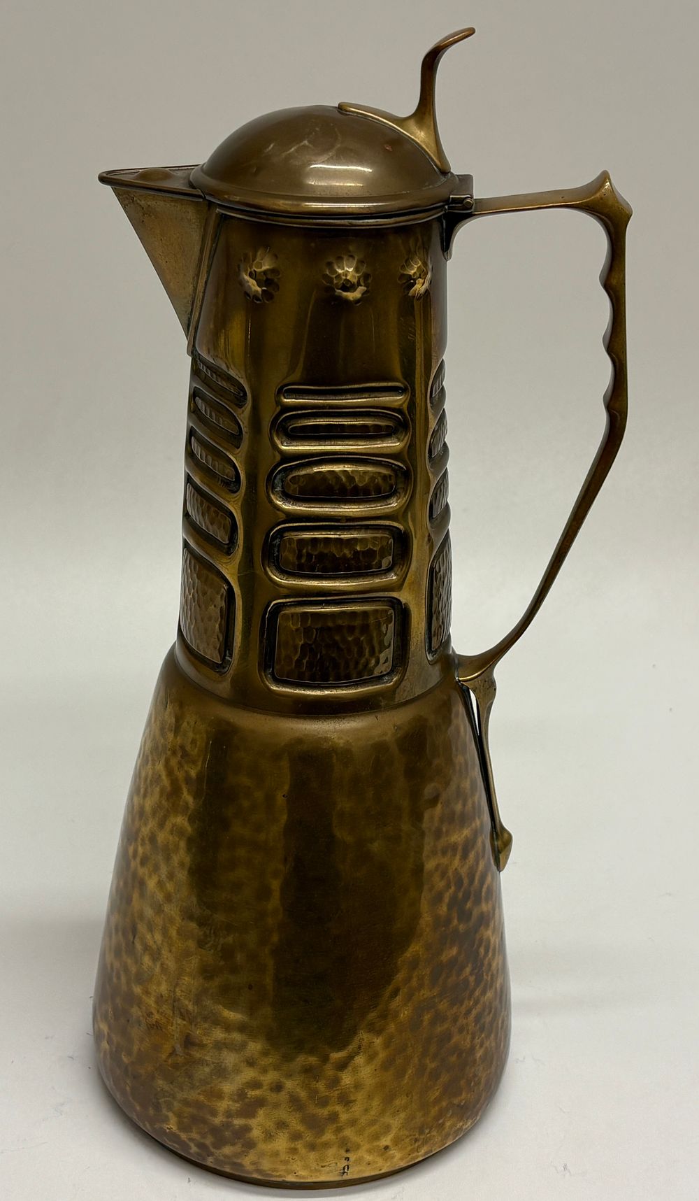 Lot 27: Early 20th Century Art Déco or Jugendstil brass Ewer or Tankard H 36cm