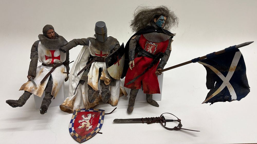 Lot 52: A Trio of 1/6 Scale Action Figures: Templar Knights and Medieval Warrior Lot