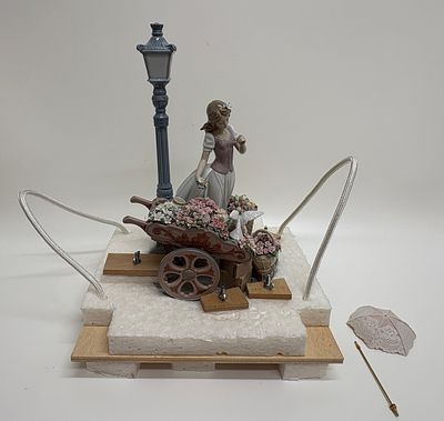 Lladr&oacute; Porcelain Figurine, Flowers for Everyone Model 010.06809, Circa 2001. A significant and 