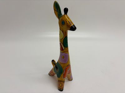 A Russian Lomonosov Hand-Painted Ceramic Giraffe Figurine. A Russian Lomonosov hand-painted 