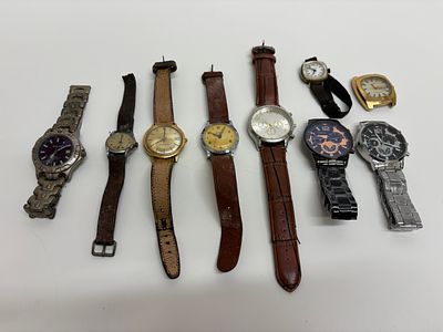 A Collection of Vintage and Modern Wristwatches including Timex and Geneva. A collection of 
