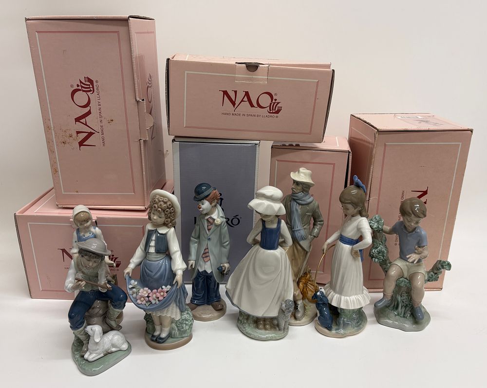 Lot 647: A Collection of Spanish Glazed Porcelain Figurines by Lladró, Nao and Torralba