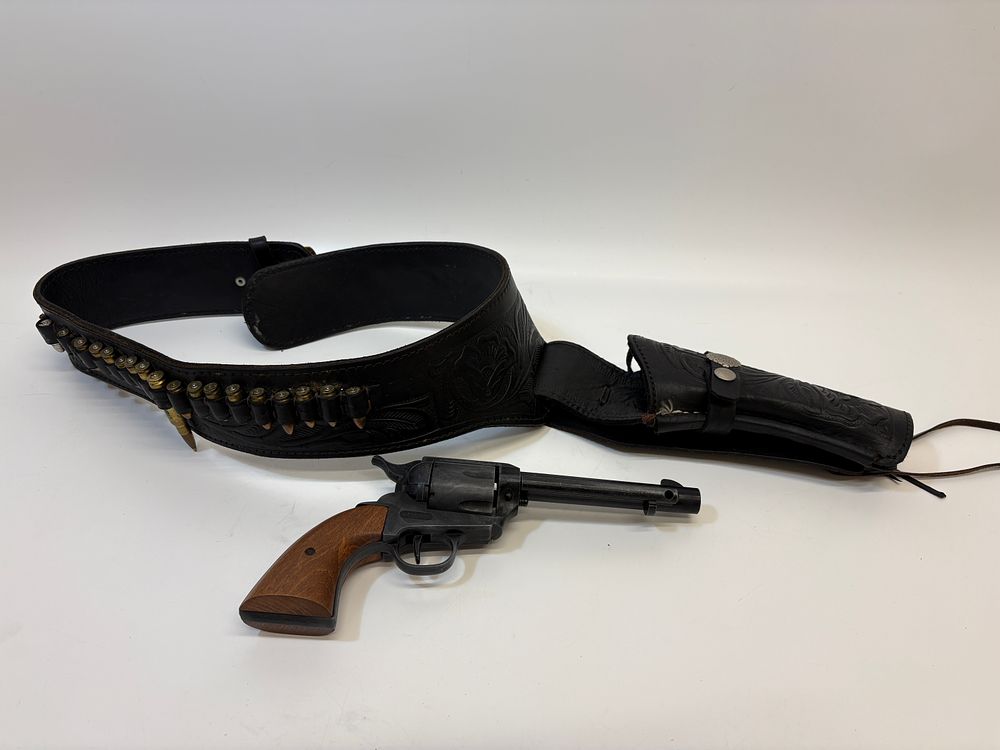 Lot 660: Melcher ME Ranger Single-Action Blank-Firing Revolver .380 with 5.5 Inch Barrel