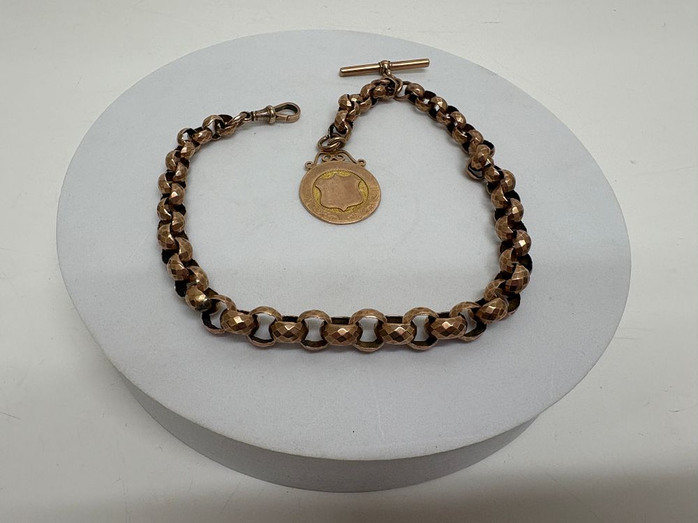 Lot 3A: A 9ct Yellow Gold Albert Watch Chain with Fob and T-bar circa 32.5G