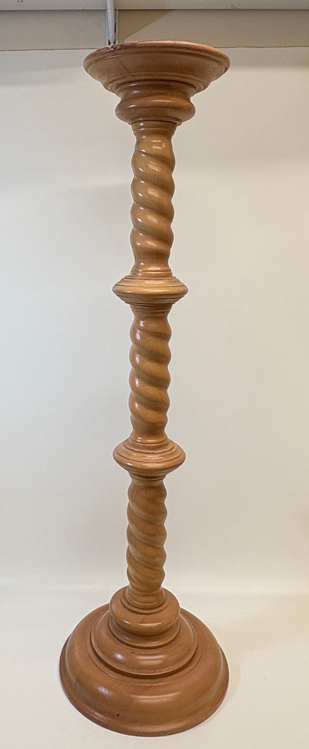 Lot 692: A Stained Beech Barley Twist Pedestal Plant Stand 100cm