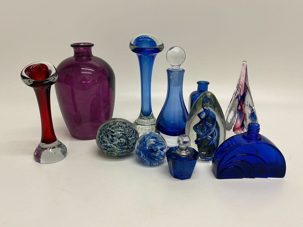 Lot 4D: An Assortment of Art Glass including Mdina and Krosno Pieces
