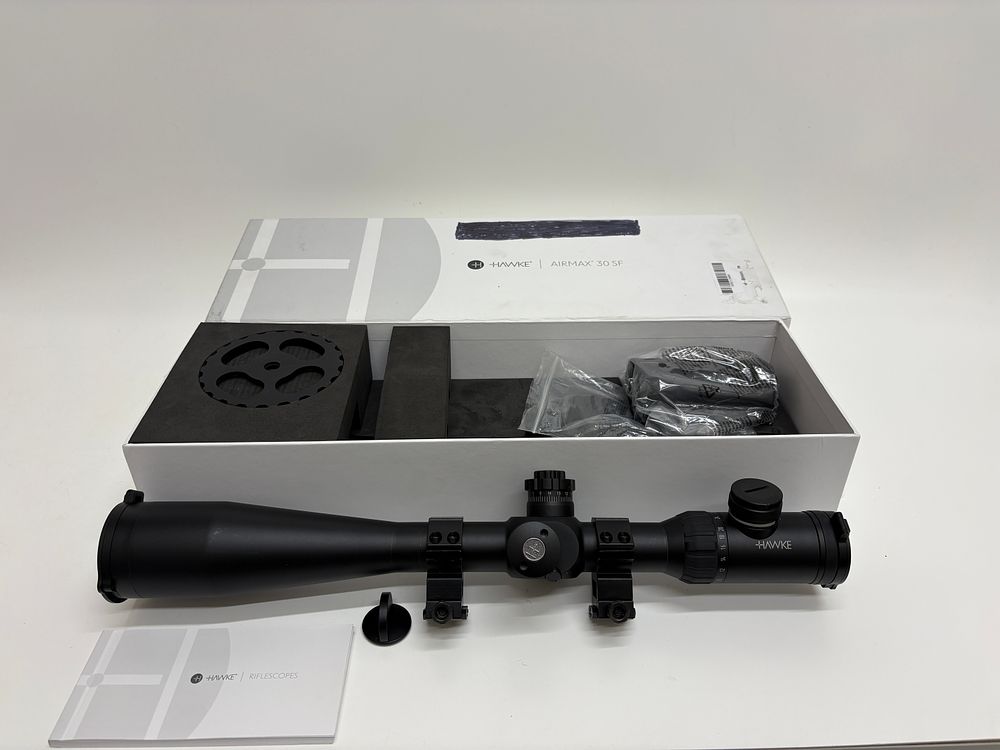 Lot 507: Hawke Airmax 30 SF 6-24x50 Riflescope