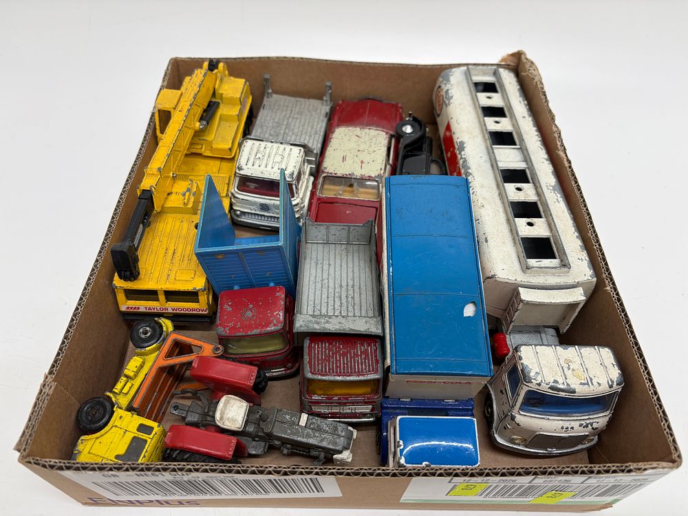 Lot 529: A Collection of Vintage Lesney Matchbox Die-cast Commercial and Construction Vehicles
